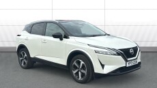 Nissan Qashqai 1.3 DiG-T MH Premiere Edition 5dr Petrol Hatchback
